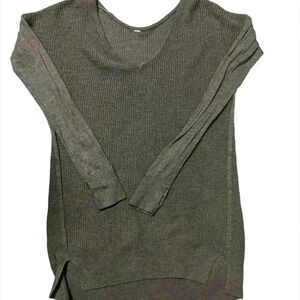 Lululemon The Sweater Life Gray Tunic V Neck 4